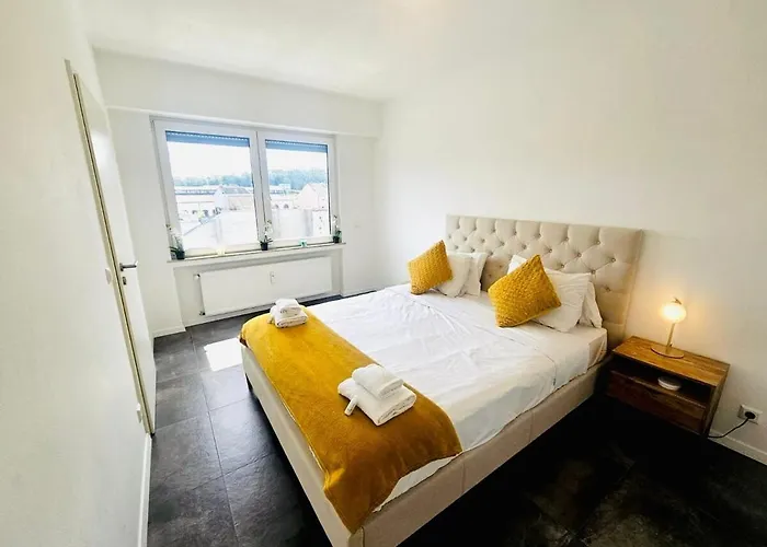 Bright 1 Bedroom With A Private Terrace *