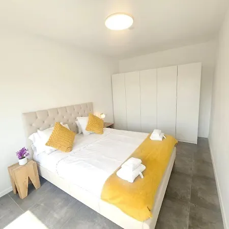 アパート Bright 1 Bedroom With A Private Terrace ルクセンブルク